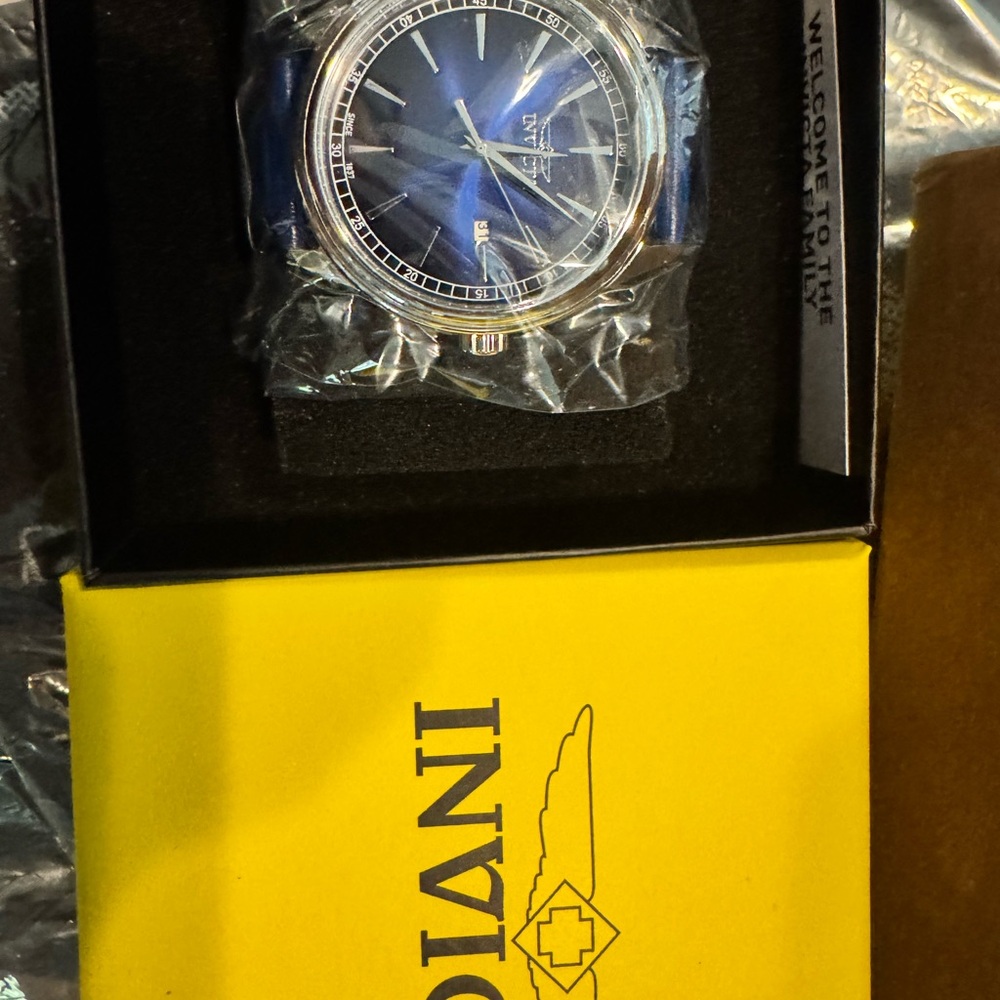 Invicta Men's Silver and Blue Watch *Brand New*